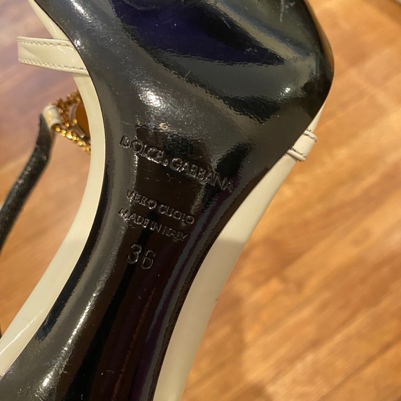 Dolce & Gabbana white straps heels - Picture 13 of 16